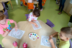 b6805c40-80f6-48be-8a93-256dbe828576