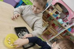 0dac1972-c146-4479-8371-399da5df6527