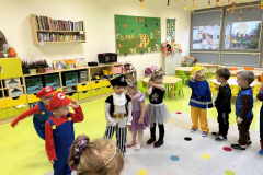 7f8dbbee-405e-4c02-bdd6-12faf6769d3b