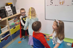 8ec813f5-8ea3-41ff-a0ea-c635b947009f