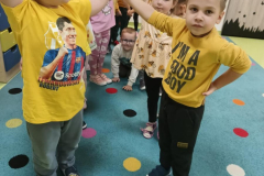 ba2ebf4f-4e27-4099-bbeb-f2bc77111db2