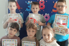 083e82b7-2c37-4b3a-a903-87e62d41e82f