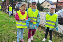 f04aeb25-e2c4-4756-a12c-ab30afde66e8