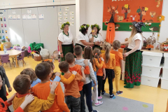 e60742de-ecc9-4e86-8982-e99226764adb