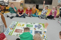 ee9b583c-55f9-4e94-b26f-c843407ca126