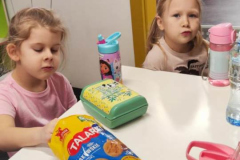 8cf9db7e-360a-493c-a0c5-88336848fc01